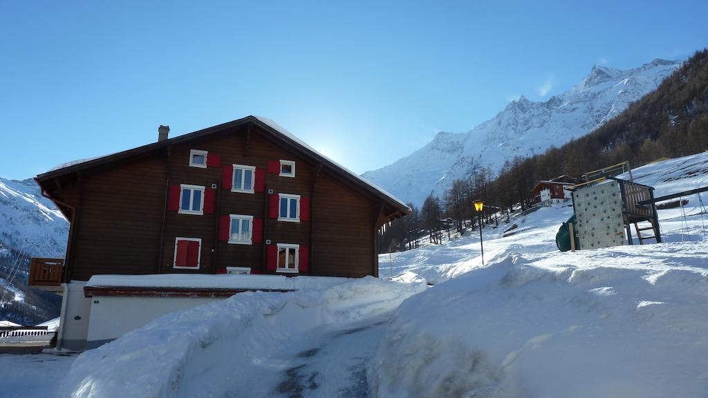Appartement Haus Belle-Vue à Saas Fee Extérieur photo
